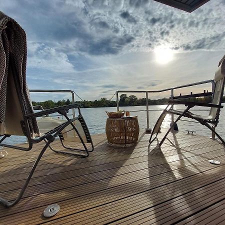 Lemuria Houseboat - Plywajacy Domek Na Wodzie Wrocław Buitenkant foto