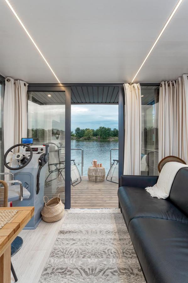 Lemuria Houseboat - Plywajacy Domek Na Wodzie Wrocław Buitenkant foto