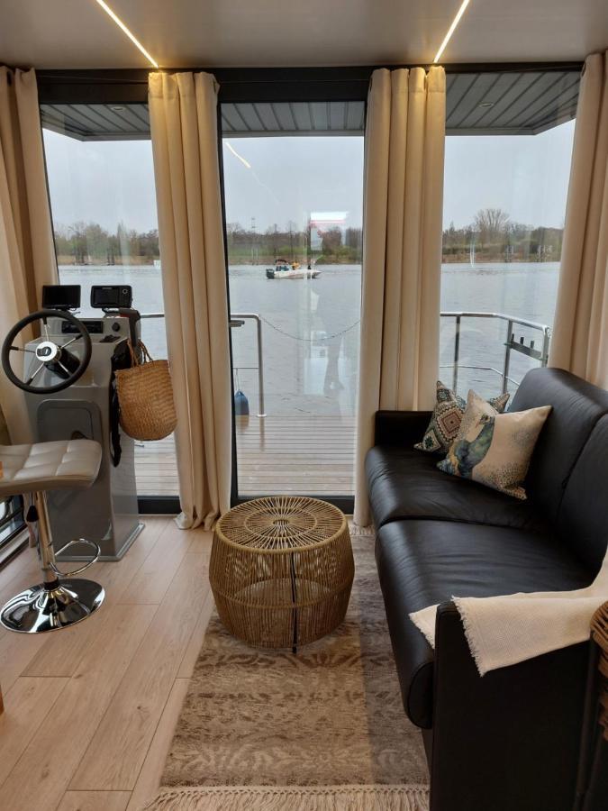 Lemuria Houseboat - Plywajacy Domek Na Wodzie Wrocław Buitenkant foto
